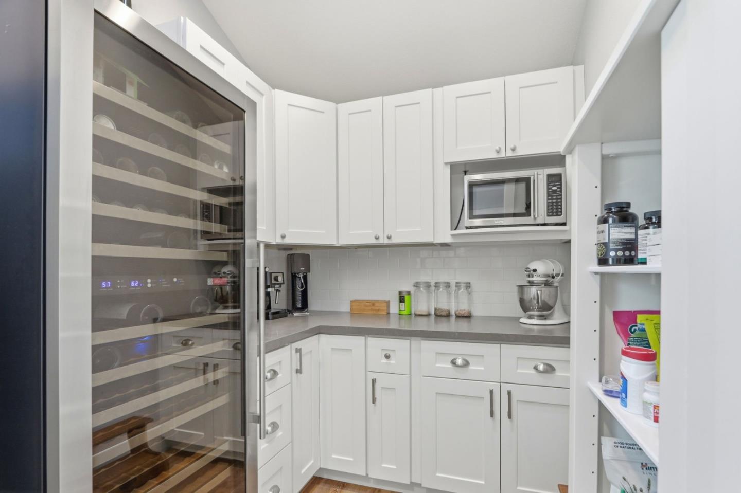 Detail Gallery Image 25 of 106 For 14785 Nelson Way, San Jose,  CA 95124 - 4 Beds | 2/1 Baths