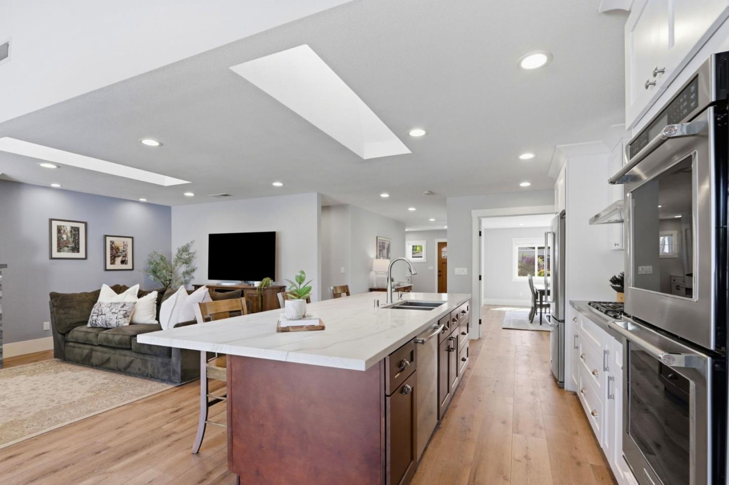 Detail Gallery Image 27 of 106 For 14785 Nelson Way, San Jose,  CA 95124 - 4 Beds | 2/1 Baths