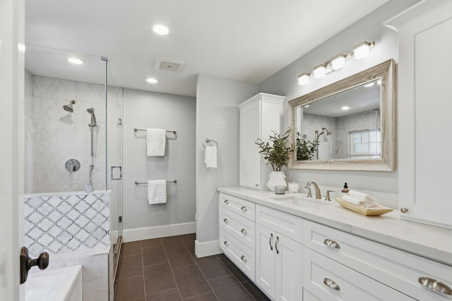 Detail Gallery Image 49 of 106 For 14785 Nelson Way, San Jose,  CA 95124 - 4 Beds | 2/1 Baths