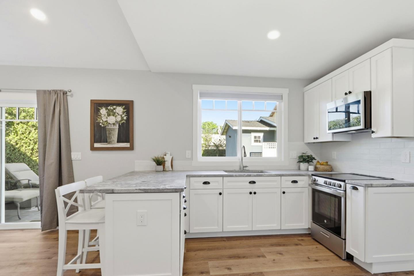 Detail Gallery Image 75 of 106 For 14785 Nelson Way, San Jose,  CA 95124 - 4 Beds | 2/1 Baths