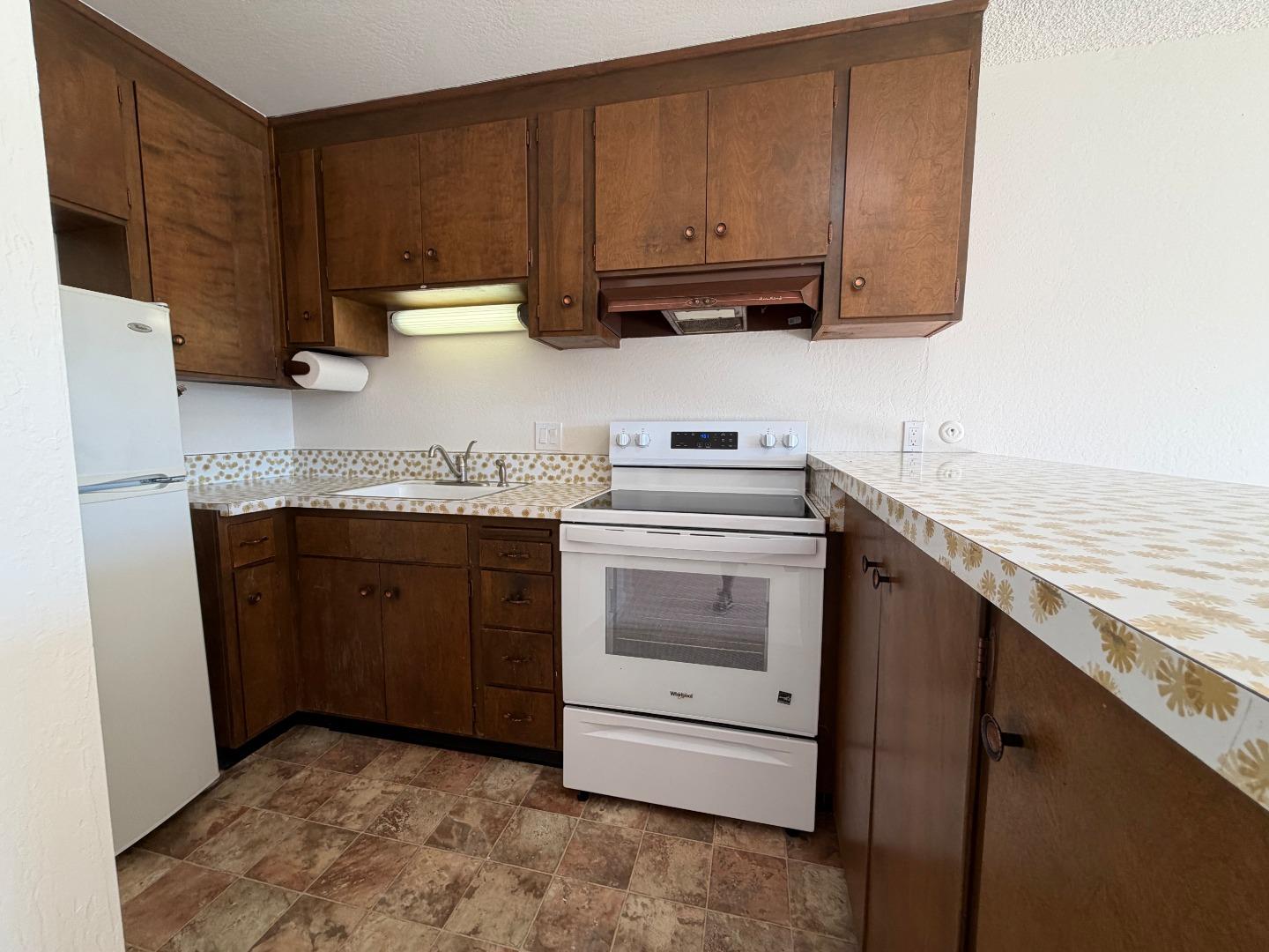 Photo #15: ML82040420 Listing: Photo #15