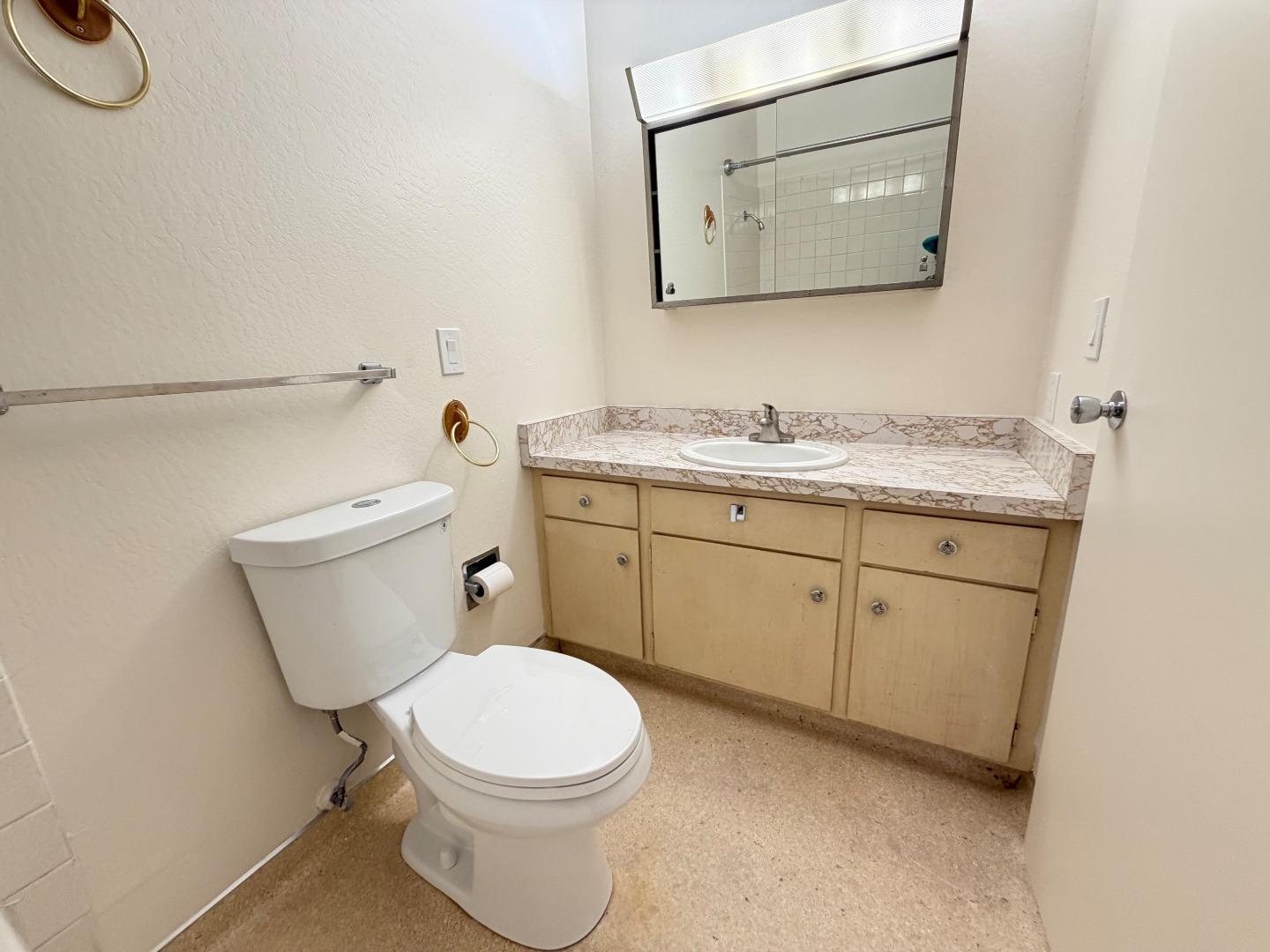 Photo #18: ML82040420 Listing: Photo #18