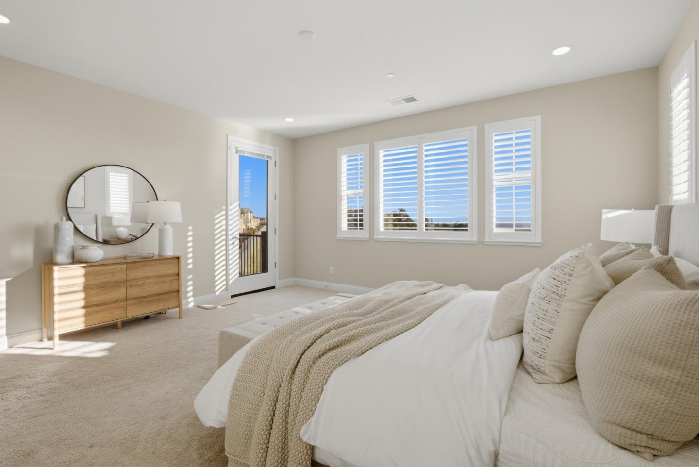 Detail Gallery Image 24 of 45 For 28731 Vista Grande Dr, Hayward,  CA 94544 - 5 Beds | 3 Baths