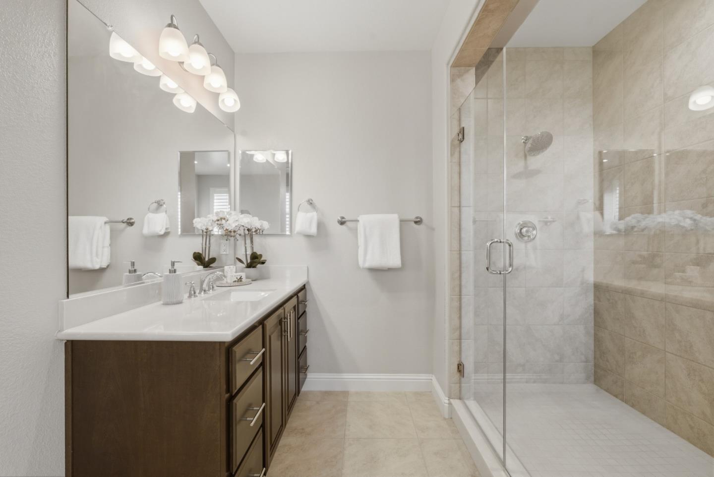 Detail Gallery Image 28 of 45 For 28731 Vista Grande Dr, Hayward,  CA 94544 - 5 Beds | 3 Baths