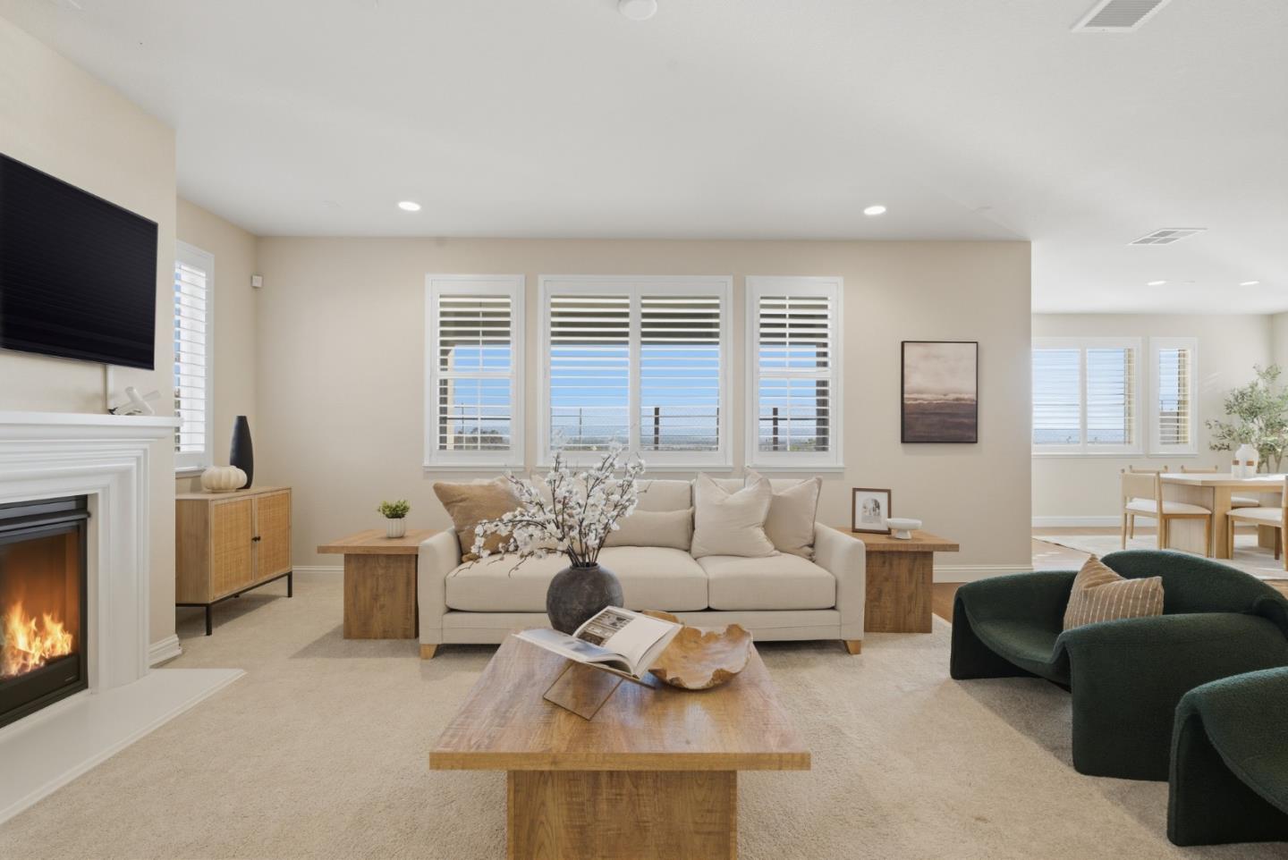 Detail Gallery Image 3 of 45 For 28731 Vista Grande Dr, Hayward,  CA 94544 - 5 Beds | 3 Baths