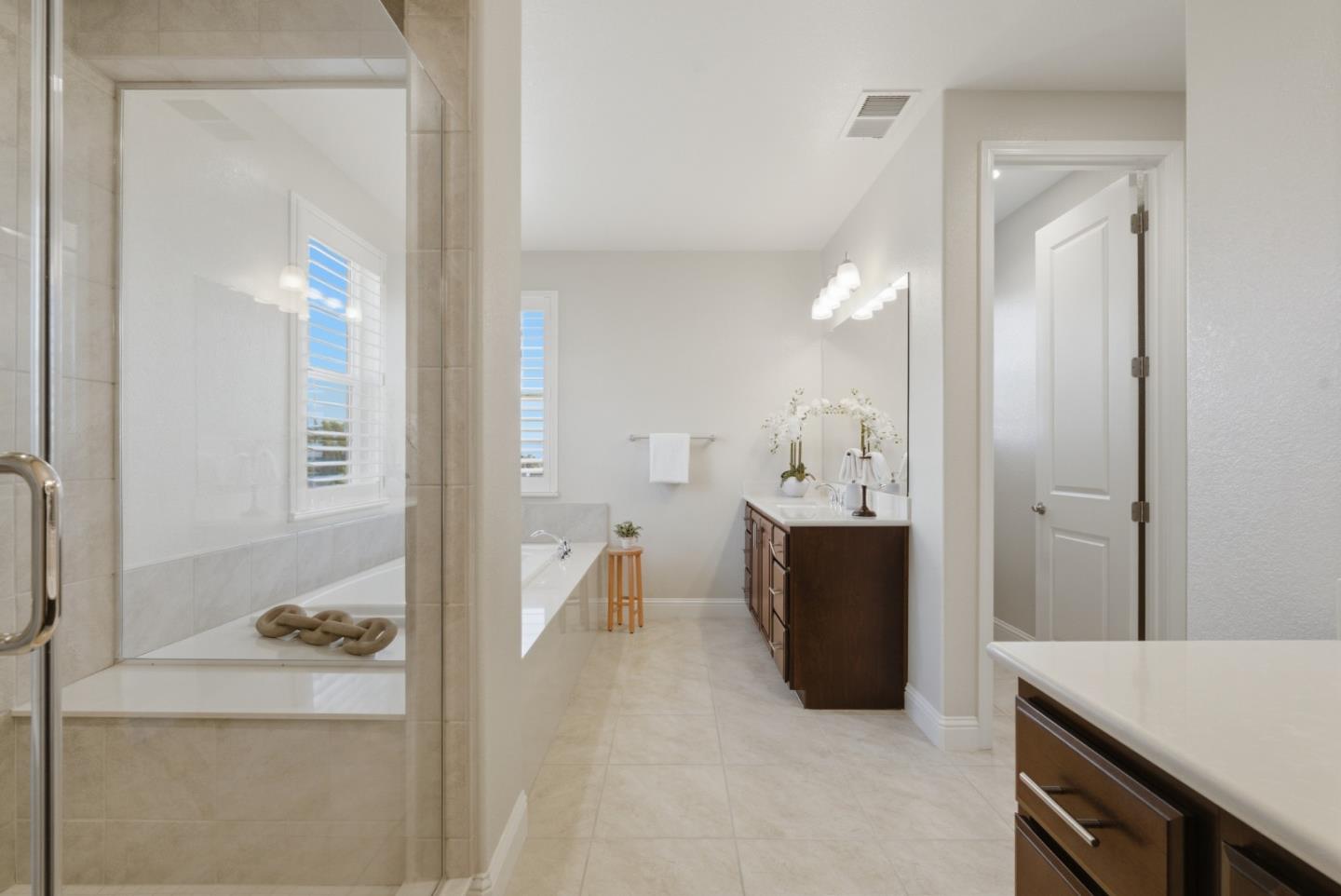 Detail Gallery Image 30 of 45 For 28731 Vista Grande Dr, Hayward,  CA 94544 - 5 Beds | 3 Baths