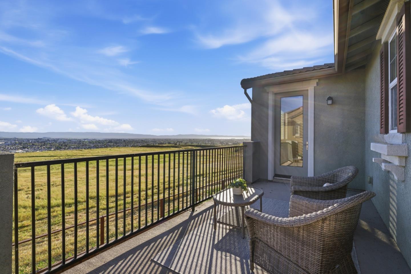 Detail Gallery Image 32 of 45 For 28731 Vista Grande Dr, Hayward,  CA 94544 - 5 Beds | 3 Baths