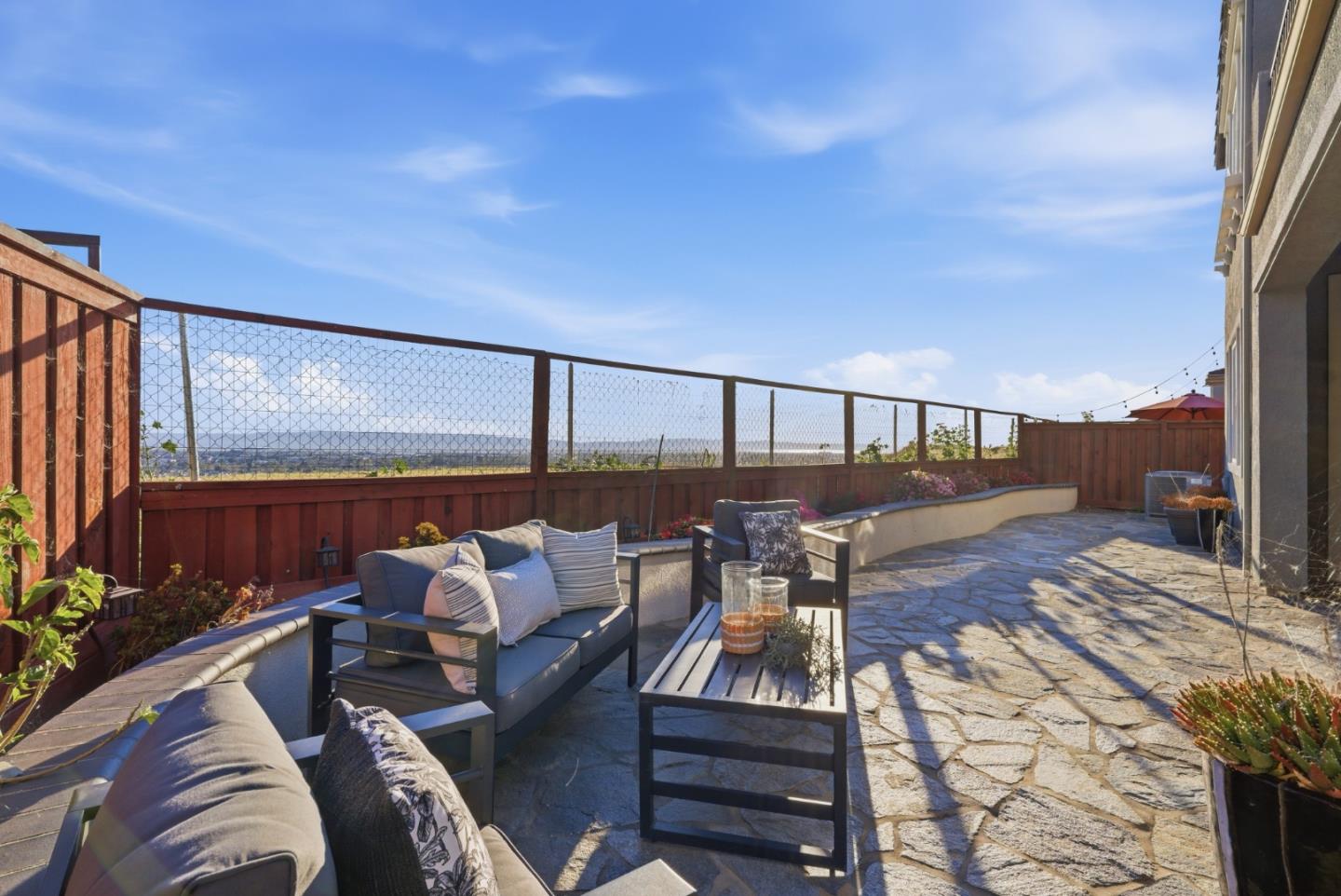 Detail Gallery Image 35 of 45 For 28731 Vista Grande Dr, Hayward,  CA 94544 - 5 Beds | 3 Baths