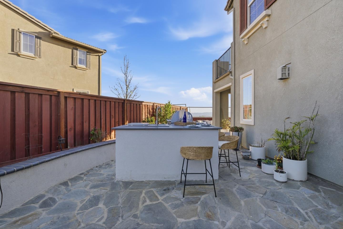 Detail Gallery Image 36 of 45 For 28731 Vista Grande Dr, Hayward,  CA 94544 - 5 Beds | 3 Baths