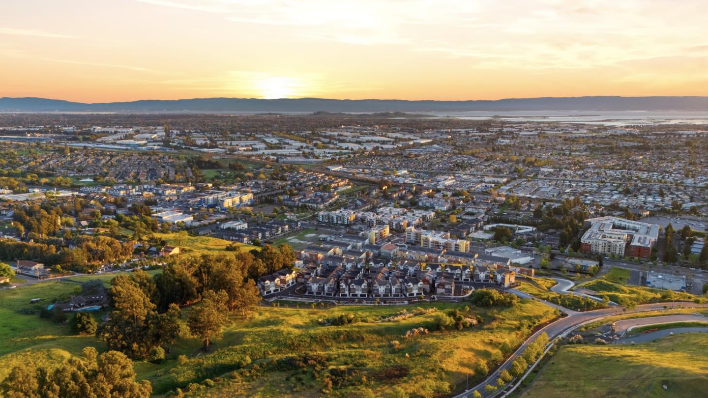 Detail Gallery Image 40 of 45 For 28731 Vista Grande Dr, Hayward,  CA 94544 - 5 Beds | 3 Baths