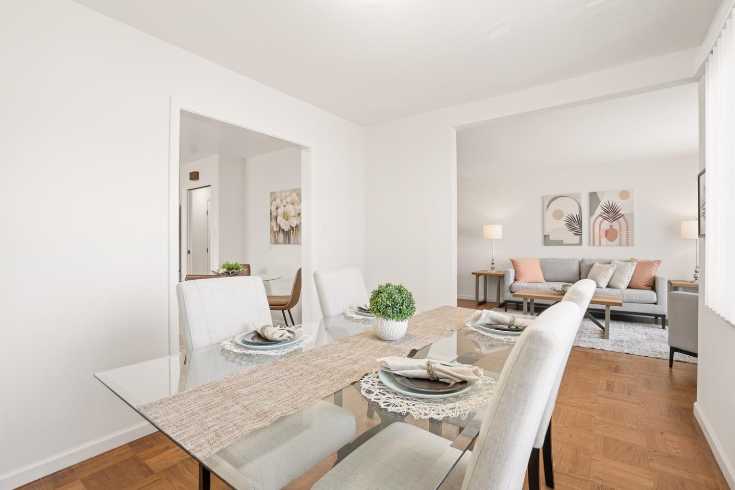 Detail Gallery Image 10 of 45 For 318 Saint Francis Blvd, Daly City,  CA 94015 - 5 Beds | 4 Baths