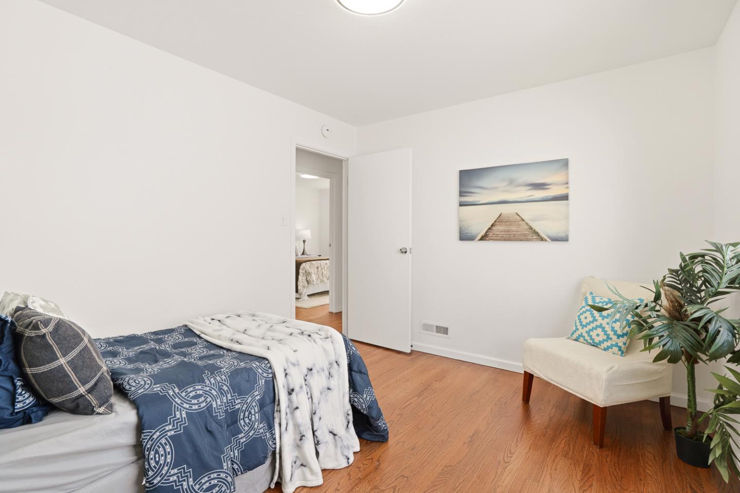 Detail Gallery Image 17 of 45 For 318 Saint Francis Blvd, Daly City,  CA 94015 - 5 Beds | 4 Baths