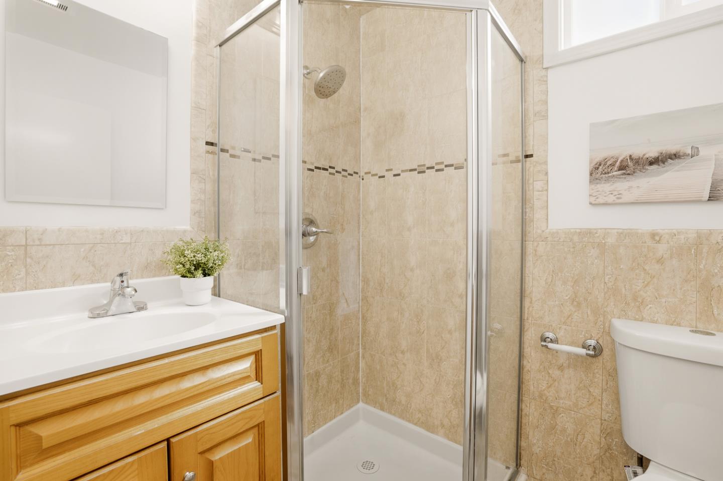 Detail Gallery Image 26 of 45 For 318 Saint Francis Blvd, Daly City,  CA 94015 - 5 Beds | 4 Baths