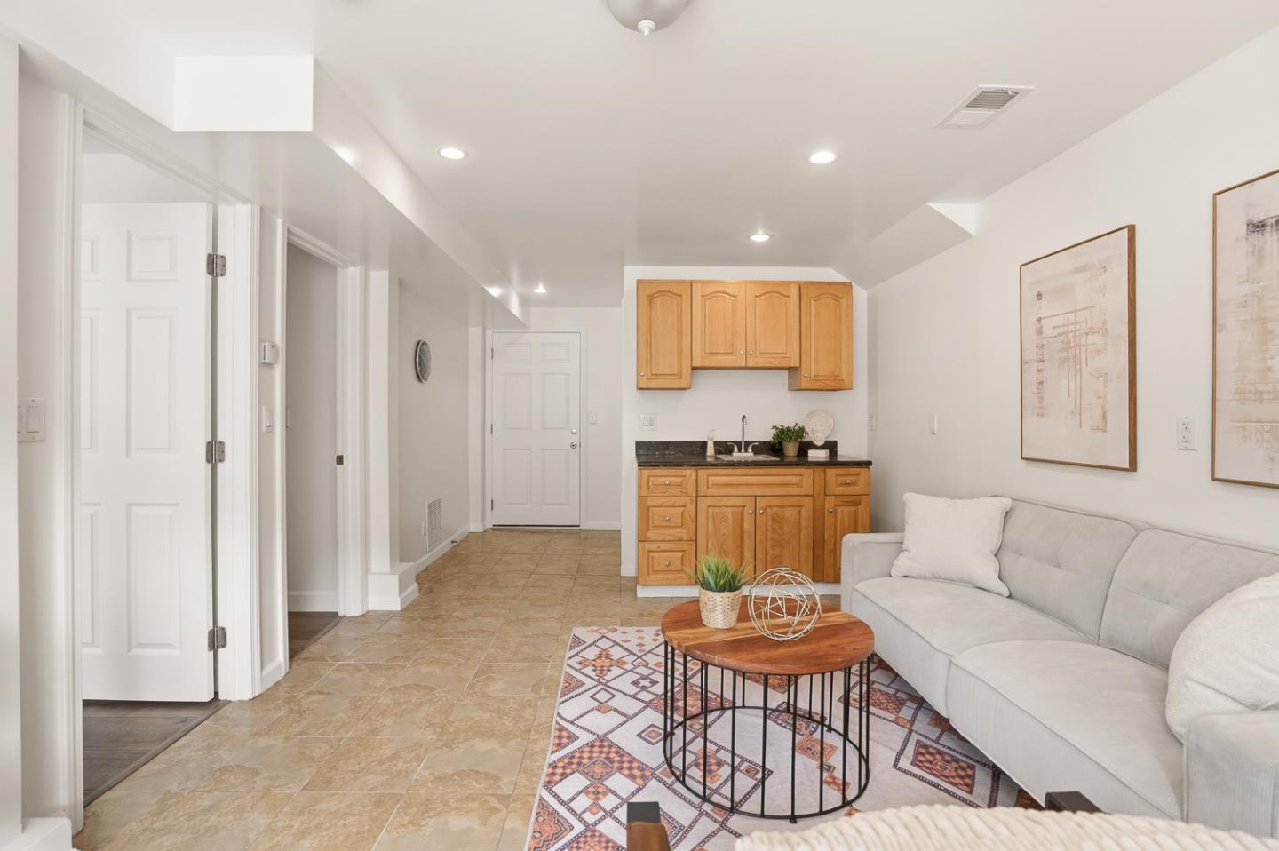 Detail Gallery Image 33 of 45 For 318 Saint Francis Blvd, Daly City,  CA 94015 - 5 Beds | 4 Baths