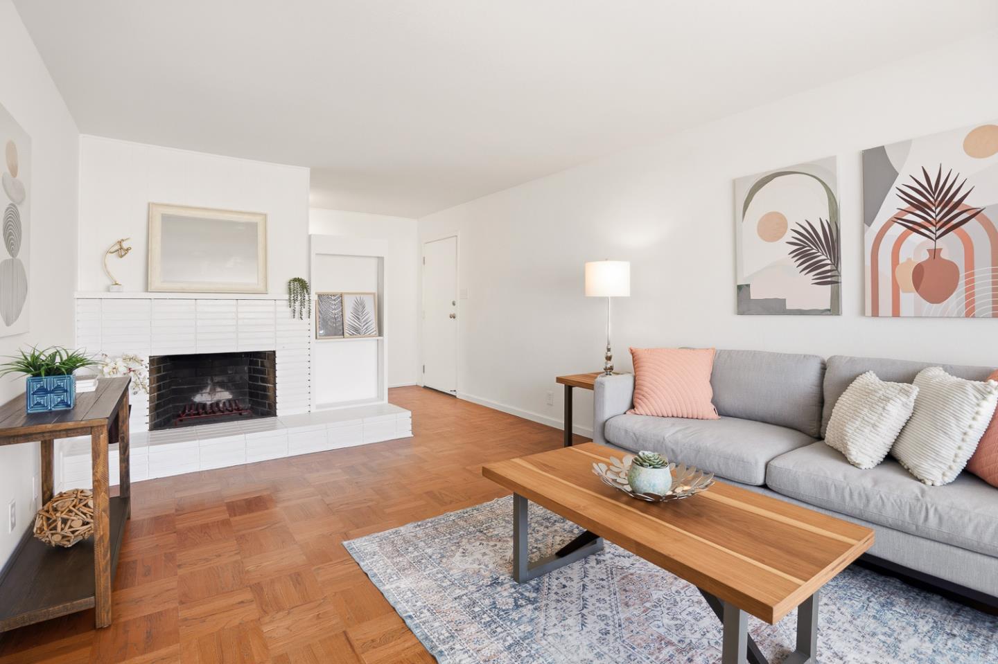 Detail Gallery Image 7 of 45 For 318 Saint Francis Blvd, Daly City,  CA 94015 - 5 Beds | 4 Baths