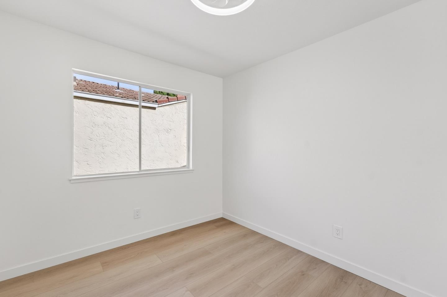 Detail Gallery Image 18 of 27 For 1973 Luby Dr, San Jose,  CA 95133 - 3 Beds | 2 Baths