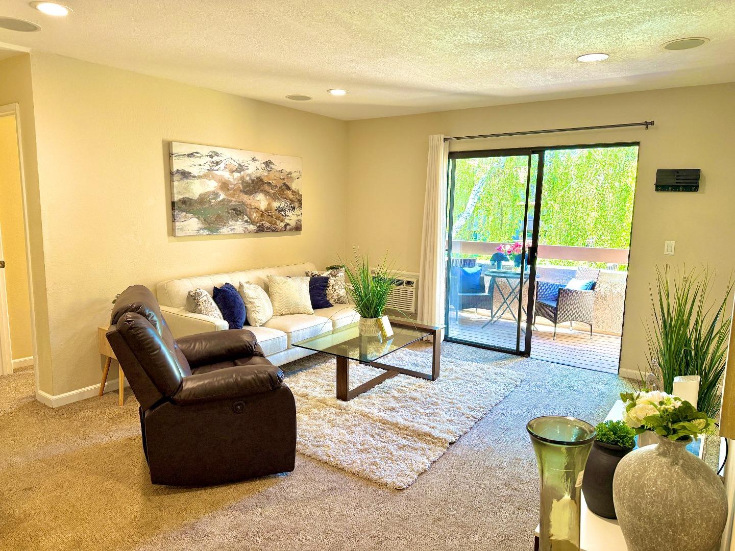 Photo #4: ML82040427 Listing: Photo #4