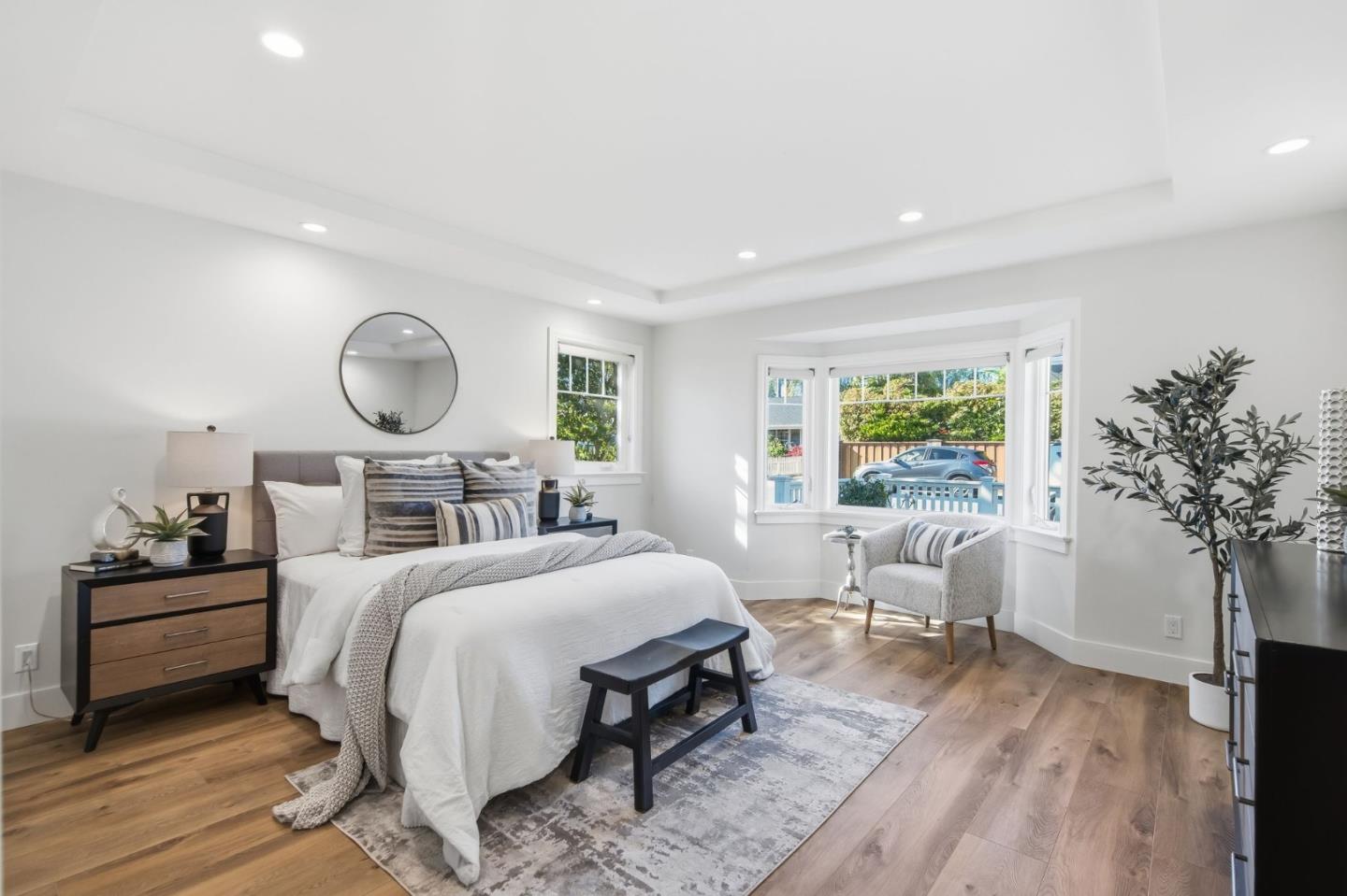 Detail Gallery Image 11 of 20 For 967 Orange Ave, San Carlos,  CA 94070 - 3 Beds | 2 Baths