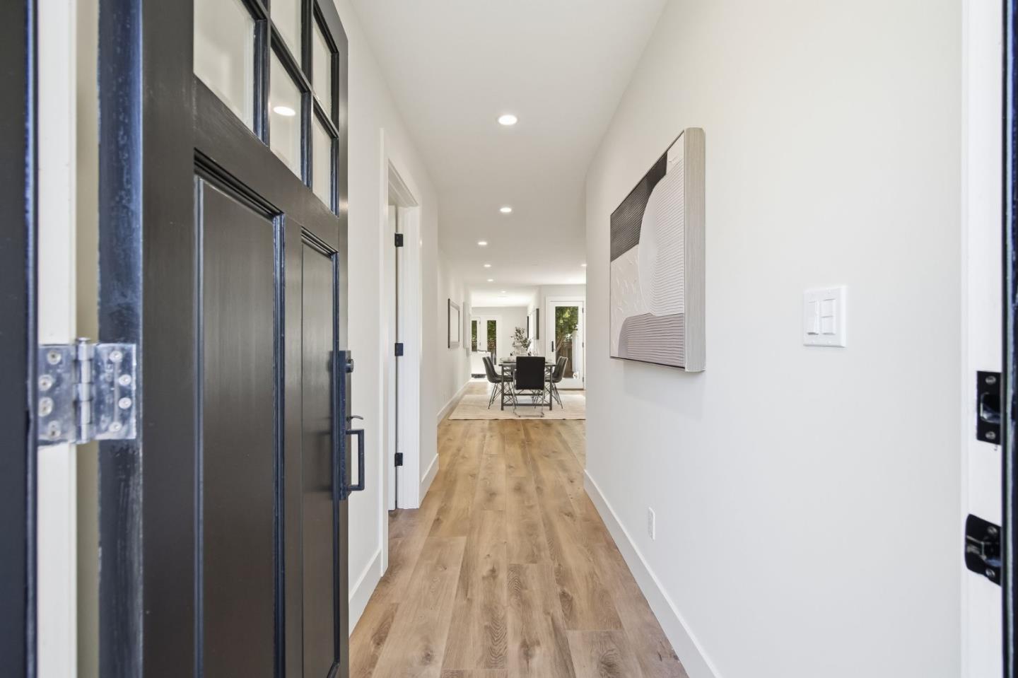 Detail Gallery Image 3 of 20 For 967 Orange Ave, San Carlos,  CA 94070 - 3 Beds | 2 Baths