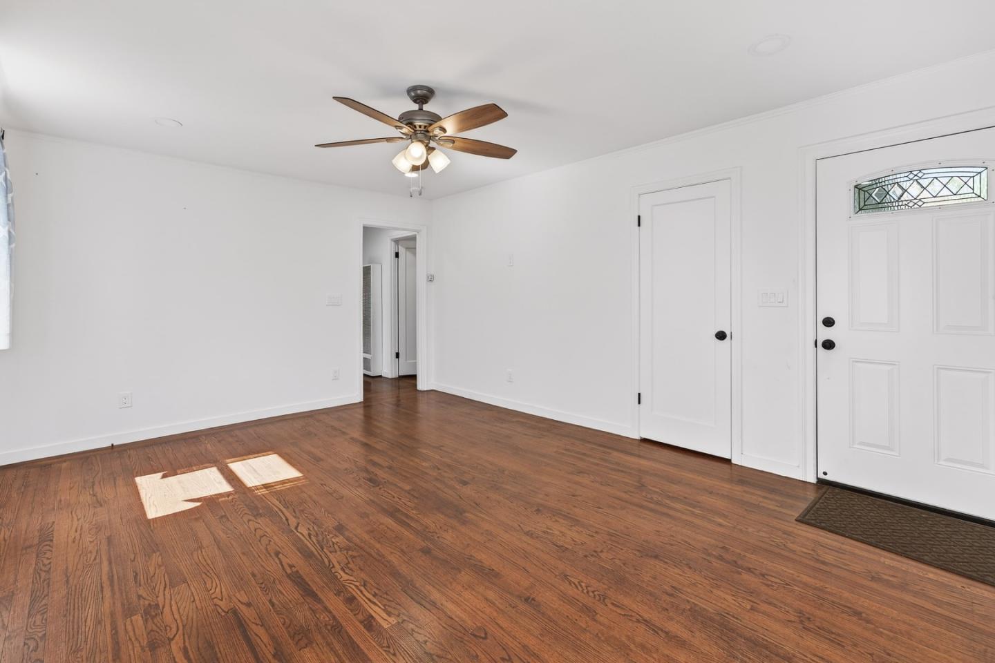 Detail Gallery Image 11 of 25 For 1028 S Idaho St, San Mateo,  CA 94402 - – Beds | – Baths