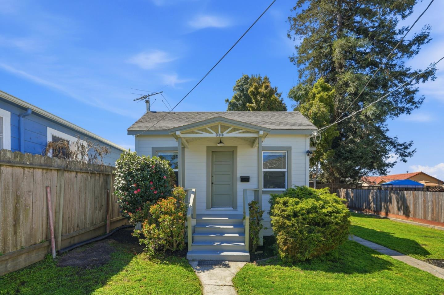 Detail Gallery Image 16 of 27 For 338 Garretson Ave, Rodeo,  CA 94572 - 3 Beds | 2 Baths