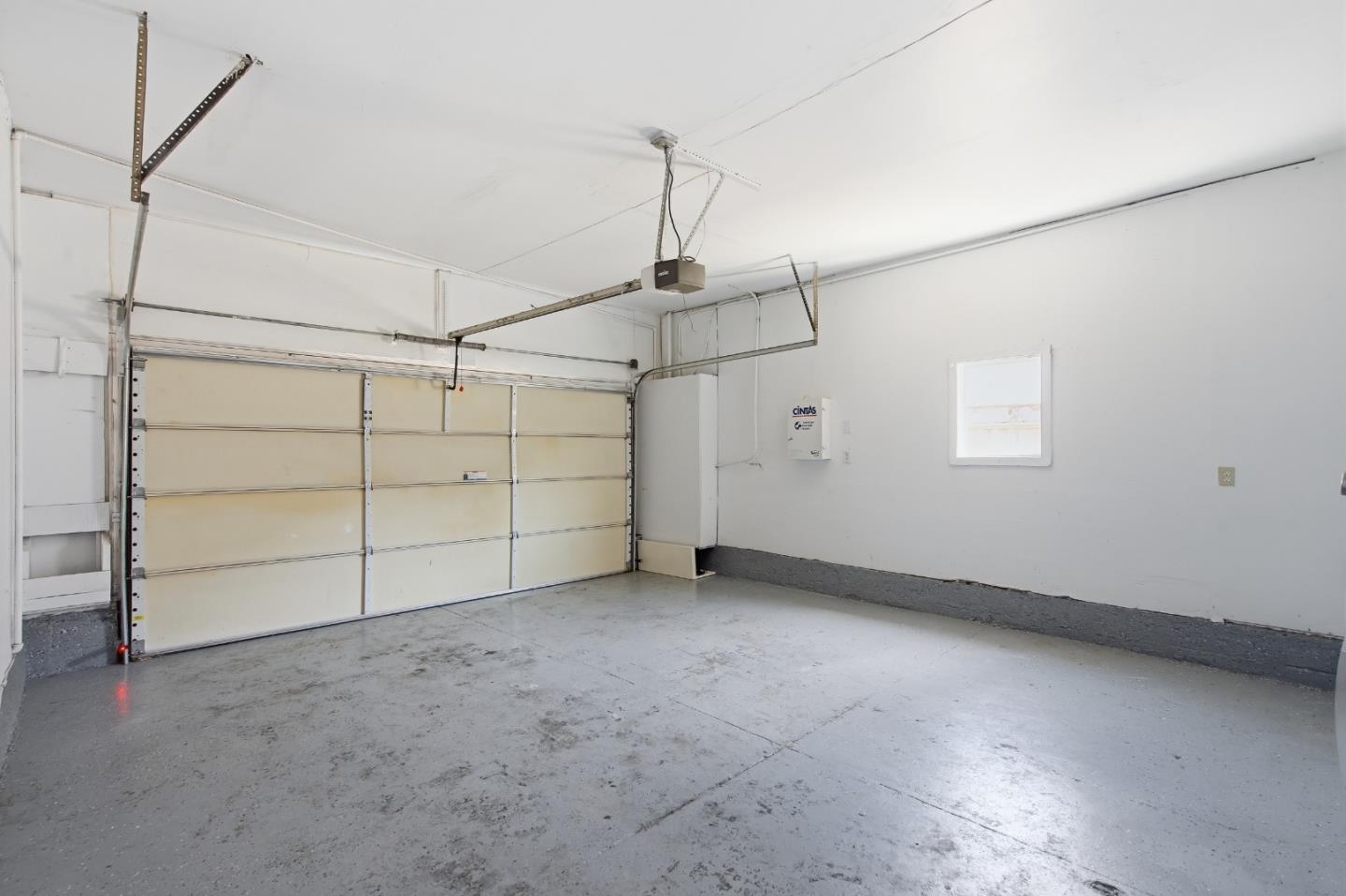 Detail Gallery Image 36 of 38 For 151 Verbena Dr, East Palo Alto,  CA 94303 - 3 Beds | 2 Baths