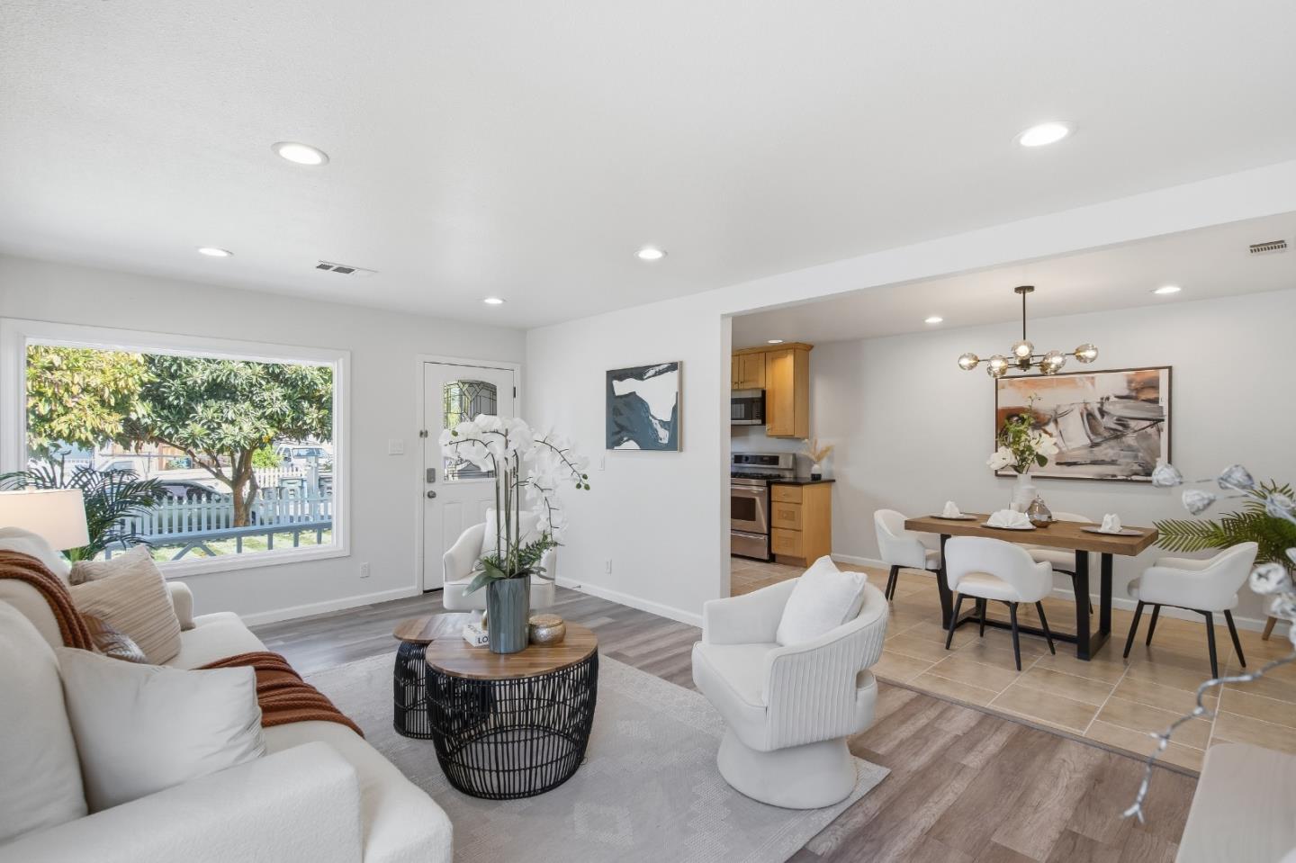 Detail Gallery Image 7 of 38 For 151 Verbena Dr, East Palo Alto,  CA 94303 - 3 Beds | 2 Baths