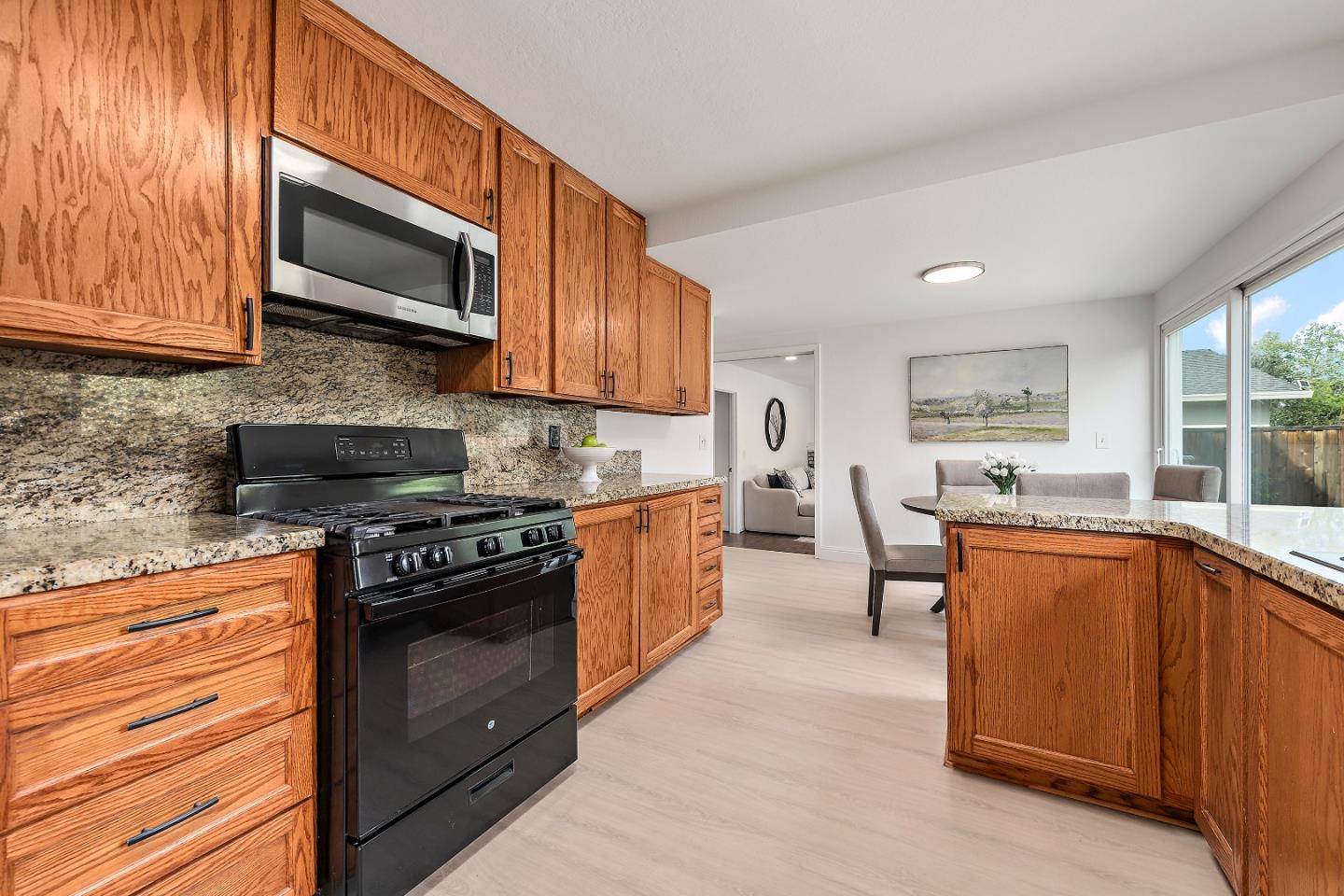 Detail Gallery Image 6 of 18 For 6823 Trinidad Dr, San Jose,  CA 95120 - 4 Beds | 3 Baths