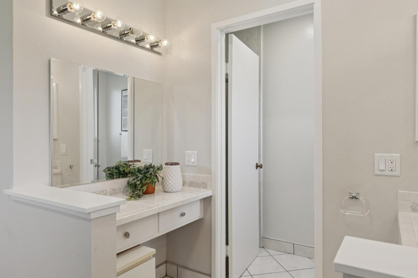 Detail Gallery Image 17 of 36 For 1621 Tahoe Dr, Milpitas,  CA 95035 - 4 Beds | 3 Baths