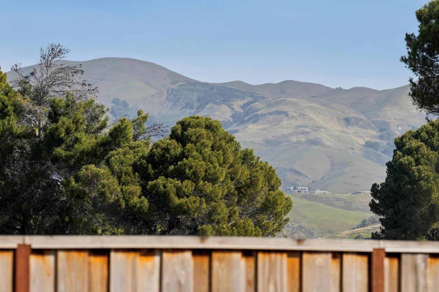 Detail Gallery Image 32 of 36 For 1621 Tahoe Dr, Milpitas,  CA 95035 - 4 Beds | 3 Baths