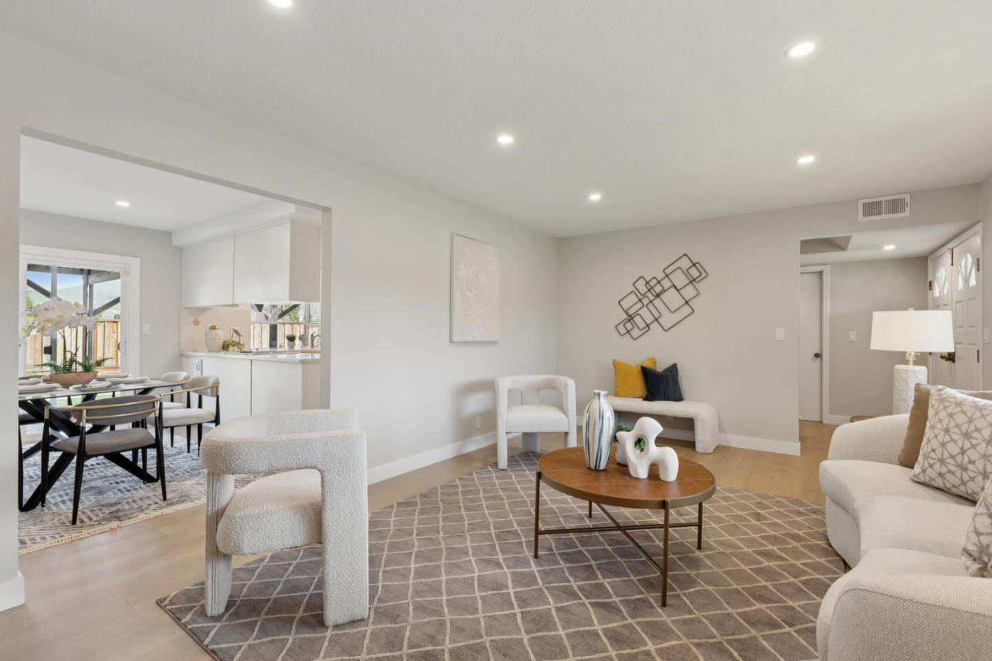 Detail Gallery Image 4 of 36 For 1621 Tahoe Dr, Milpitas,  CA 95035 - 4 Beds | 3 Baths