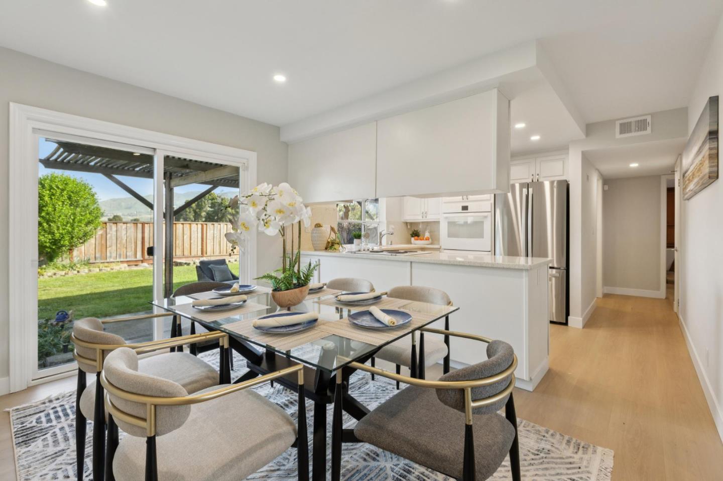 Detail Gallery Image 5 of 36 For 1621 Tahoe Dr, Milpitas,  CA 95035 - 4 Beds | 3 Baths