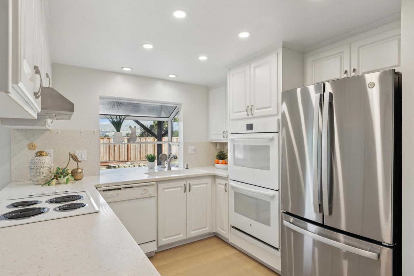 Detail Gallery Image 8 of 36 For 1621 Tahoe Dr, Milpitas,  CA 95035 - 4 Beds | 3 Baths