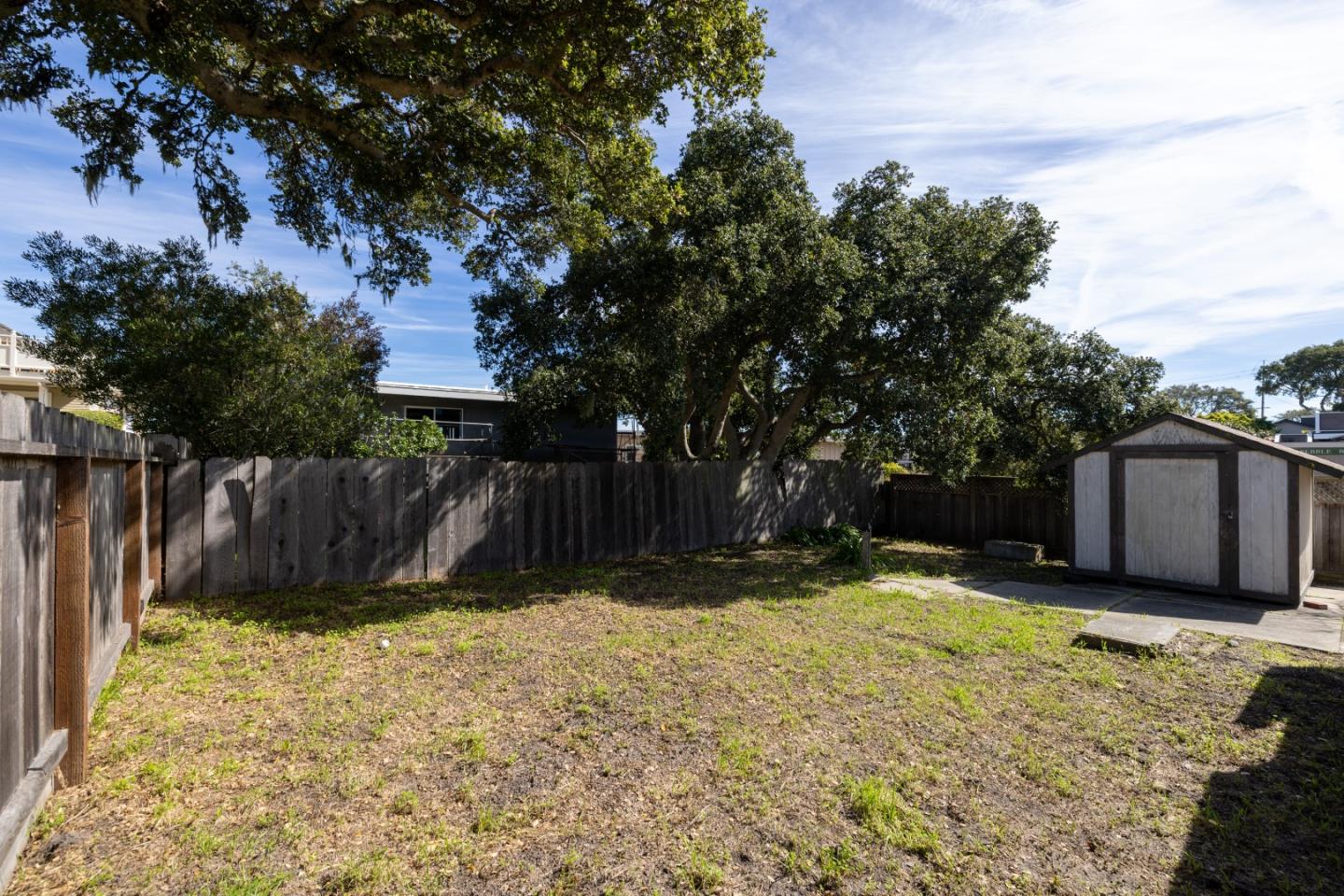 Detail Gallery Image 27 of 32 For 662 Oak St, Monterey,  CA 93940 - 3 Beds | 1 Baths