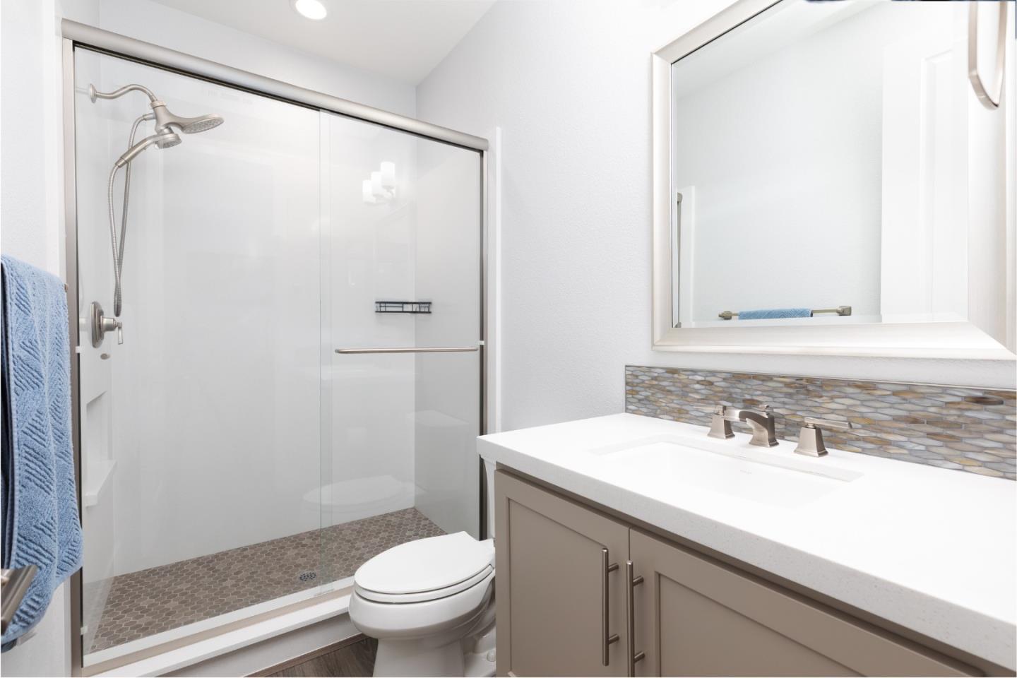 Detail Gallery Image 10 of 30 For 2751 Tidepool Ln, Marina,  CA 93933 - 4 Beds | 3 Baths