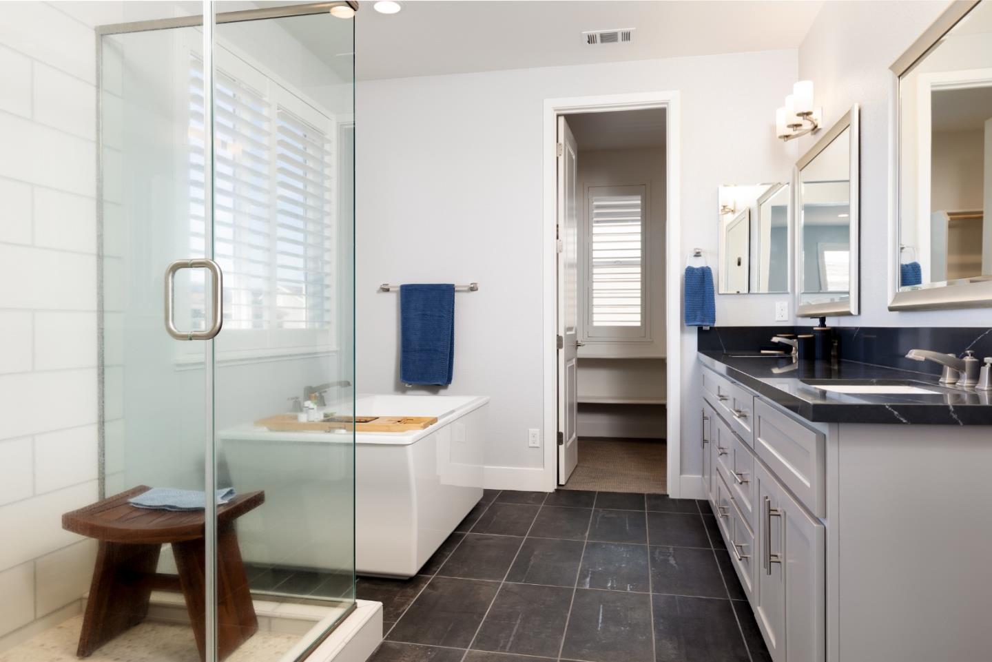 Detail Gallery Image 14 of 30 For 2751 Tidepool Ln, Marina,  CA 93933 - 4 Beds | 3 Baths