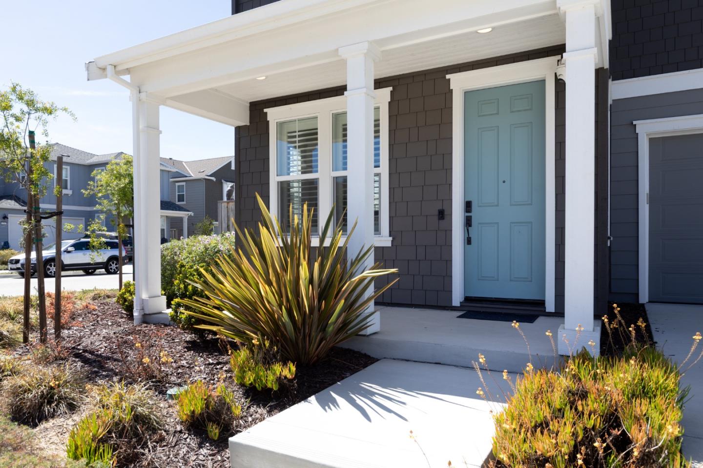 Detail Gallery Image 2 of 30 For 2751 Tidepool Ln, Marina,  CA 93933 - 4 Beds | 3 Baths