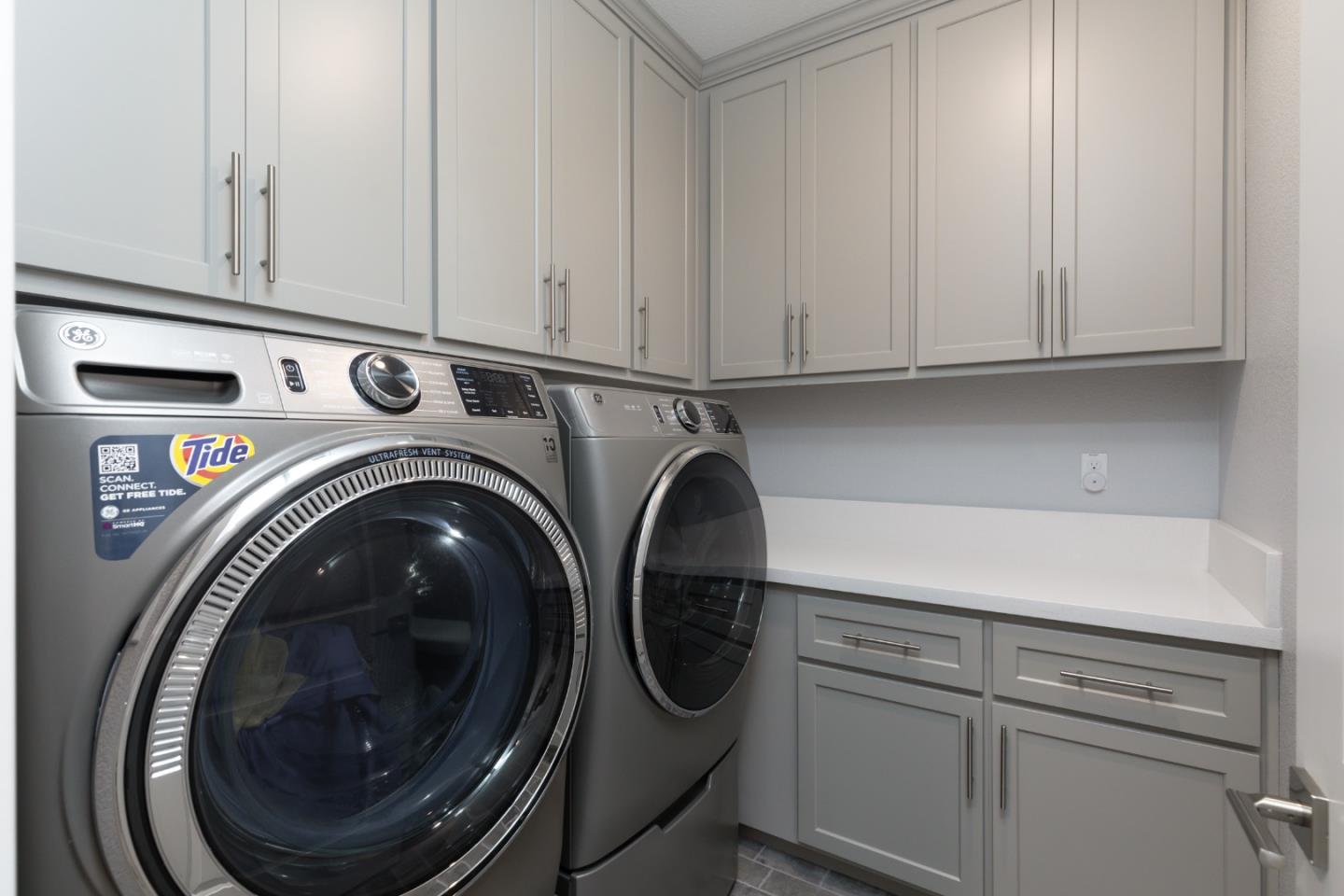 Detail Gallery Image 21 of 30 For 2751 Tidepool Ln, Marina,  CA 93933 - 4 Beds | 3 Baths