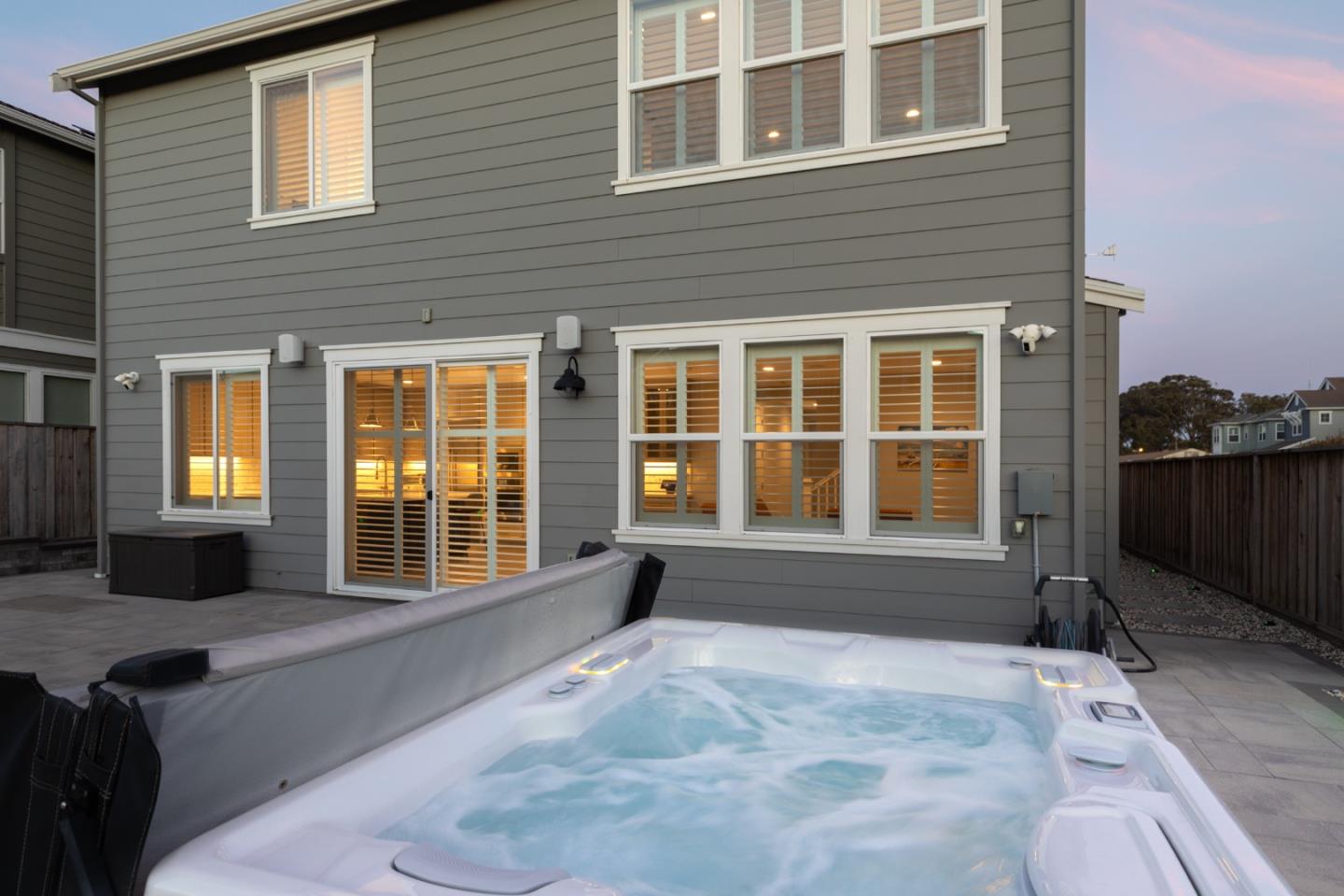 Detail Gallery Image 26 of 30 For 2751 Tidepool Ln, Marina,  CA 93933 - 4 Beds | 3 Baths