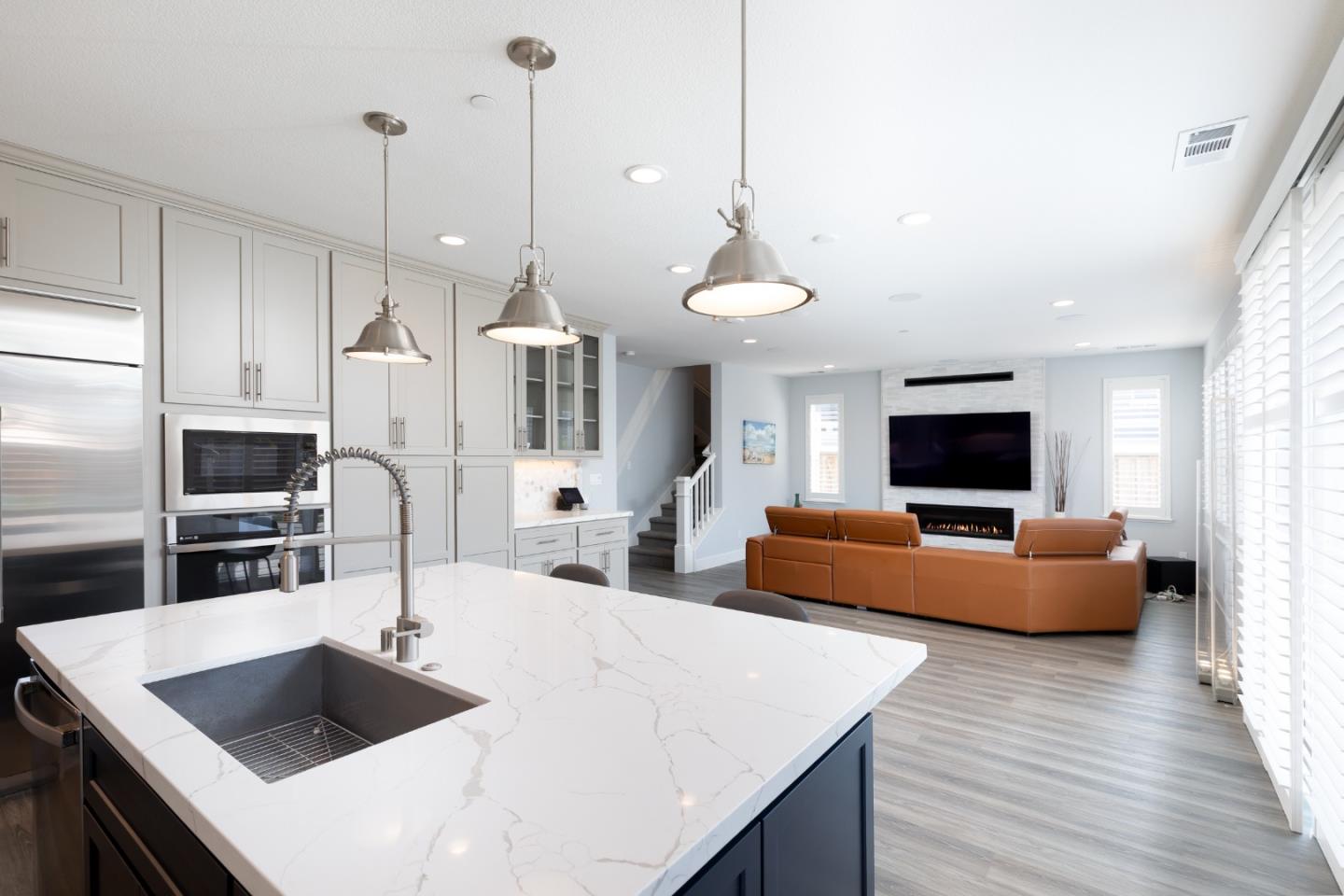 Detail Gallery Image 3 of 30 For 2751 Tidepool Ln, Marina,  CA 93933 - 4 Beds | 3 Baths