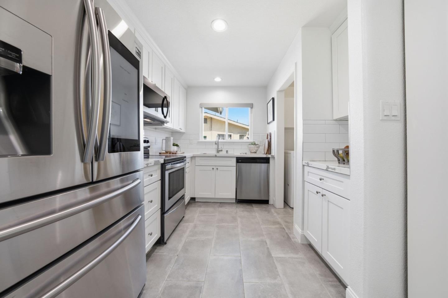 Detail Gallery Image 15 of 58 For 33790 Dartmouth Ave, Union City,  CA 94587 - 3 Beds | 2 Baths