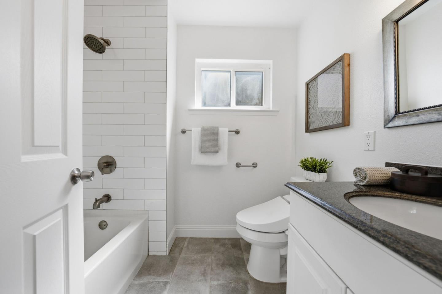 Detail Gallery Image 31 of 58 For 33790 Dartmouth Ave, Union City,  CA 94587 - 3 Beds | 2 Baths