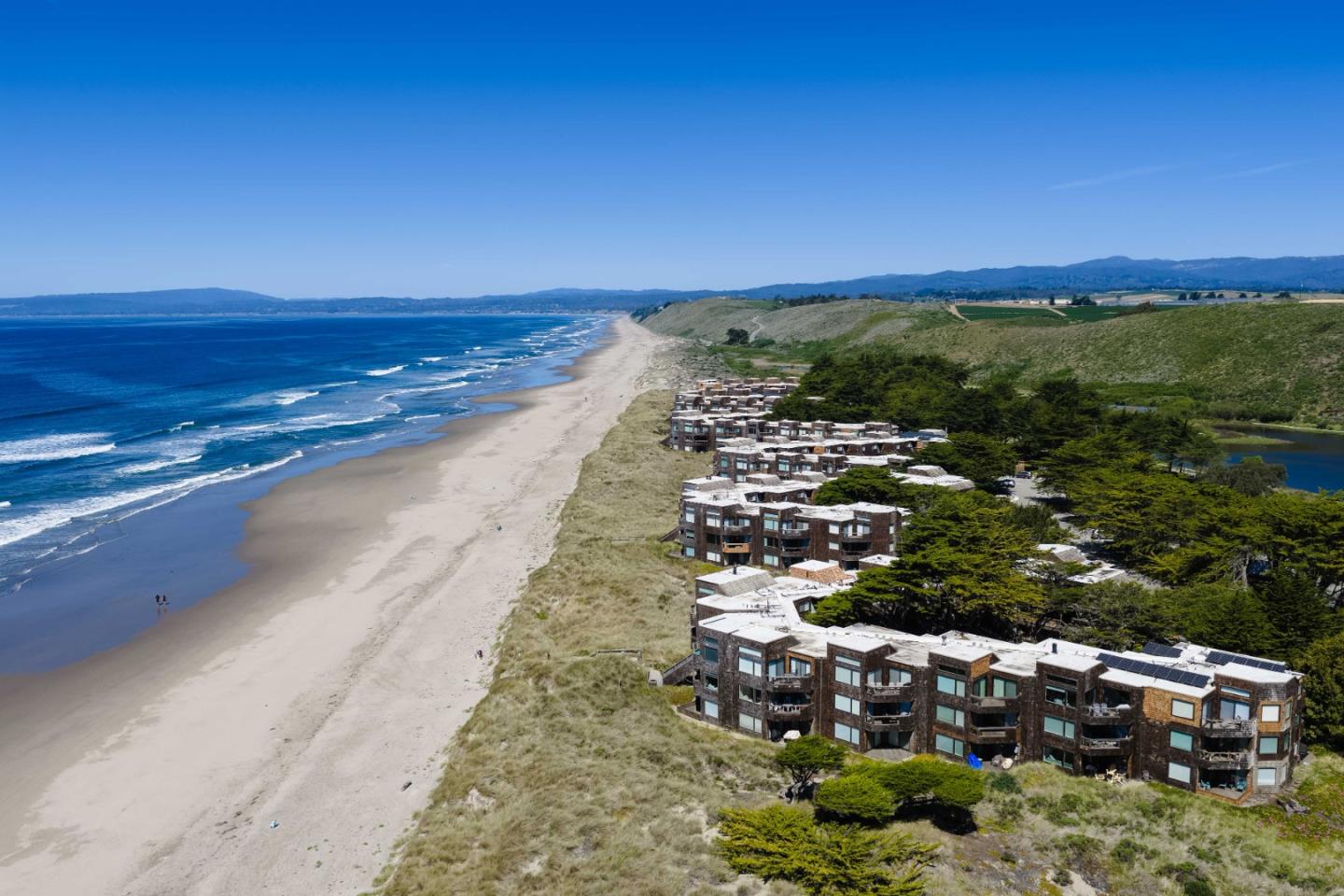 Front Image Thumbnail for ML82040449