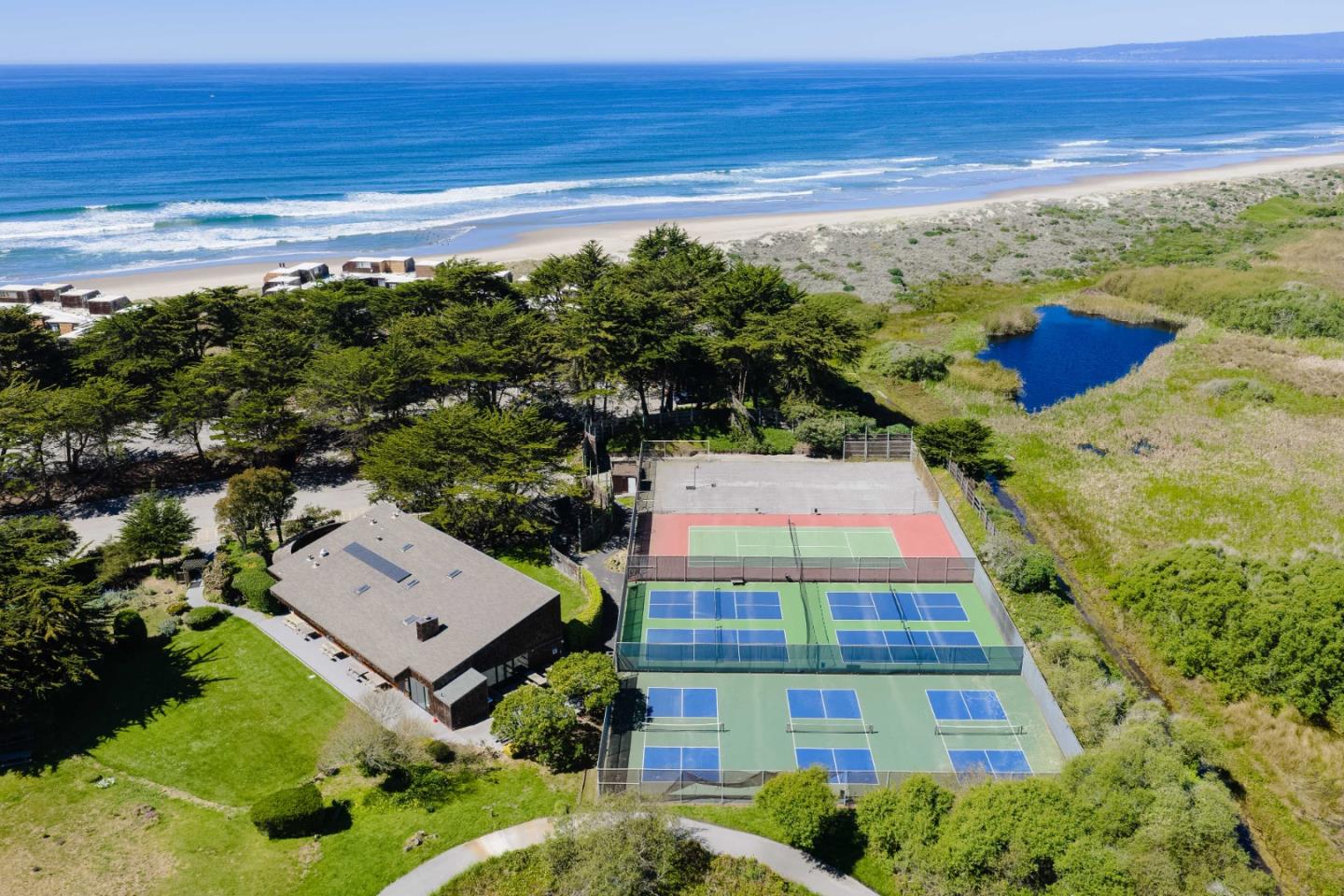 Detail Gallery Image 2 of 40 For 101 Shell Dr #117,  Watsonville,  CA 95076 - 2 Beds | 2 Baths