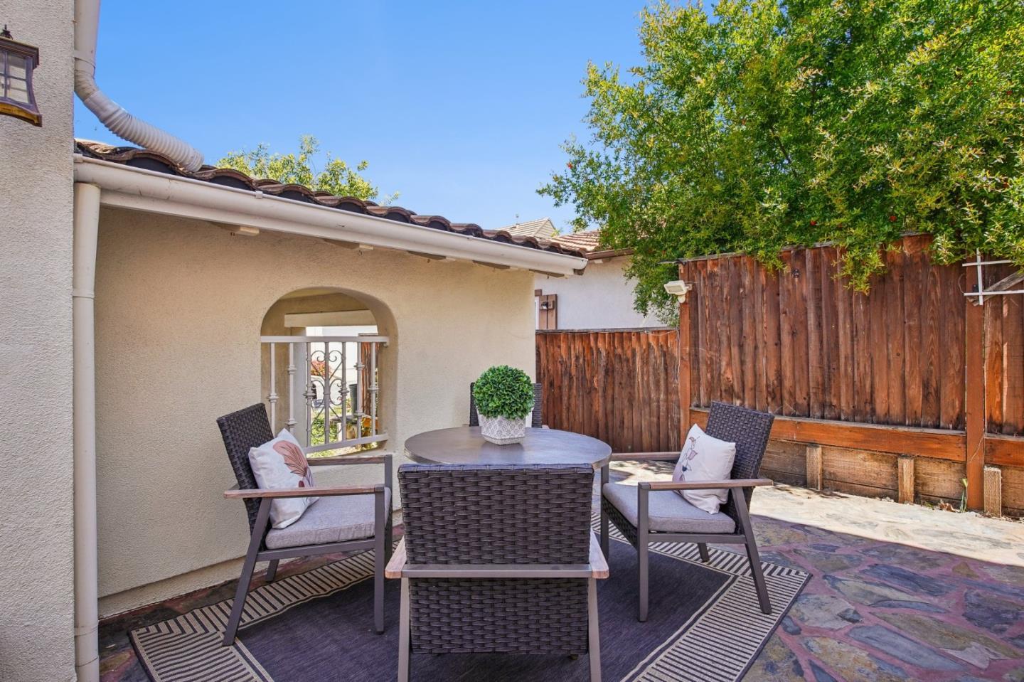 Detail Gallery Image 46 of 71 For 4121 Horizon Ln, San Jose,  CA 95148 - 4 Beds | 3 Baths