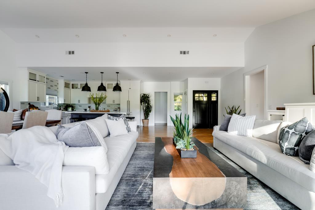 Detail Gallery Image 22 of 55 For 1100 Graham Hill Rd, Santa Cruz,  CA 95060 - 3 Beds | 2/1 Baths