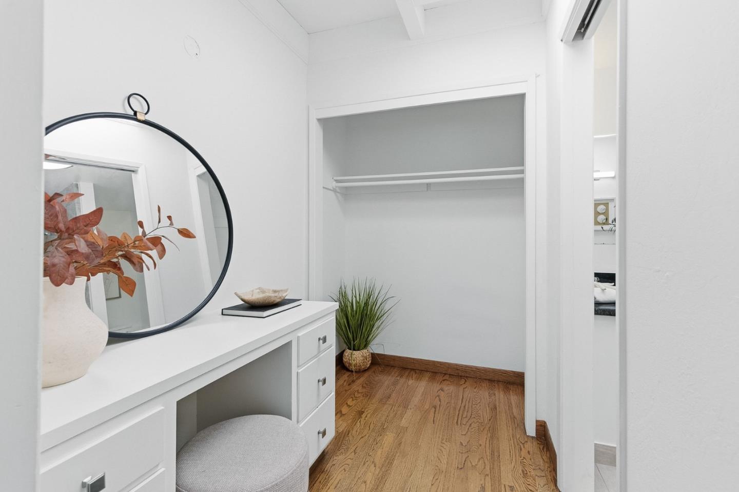 Detail Gallery Image 27 of 65 For 3909 Middlefield Rd #F,  Palo Alto,  CA 94303 - 2 Beds | 2 Baths