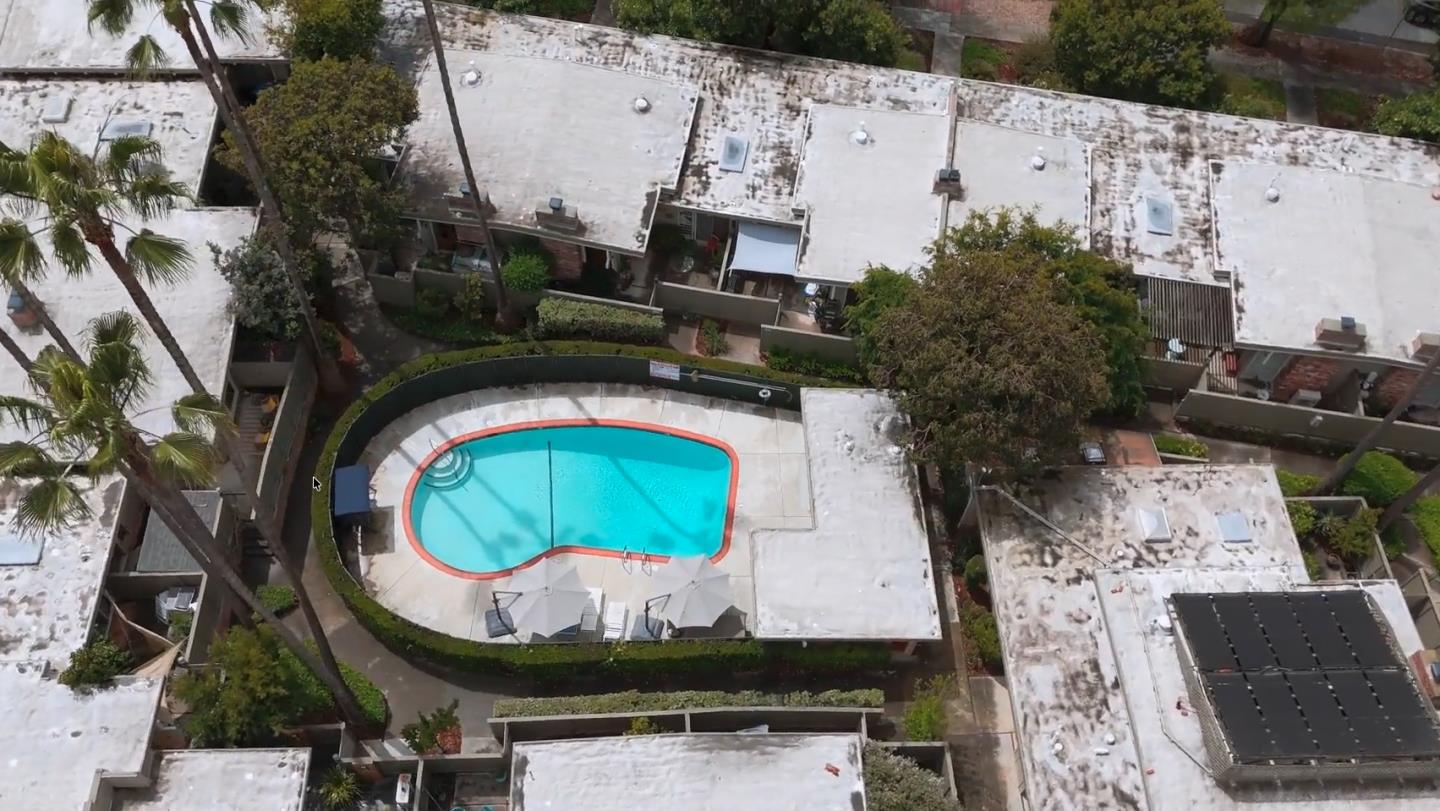 Detail Gallery Image 52 of 65 For 3909 Middlefield Rd #F,  Palo Alto,  CA 94303 - 2 Beds | 2 Baths