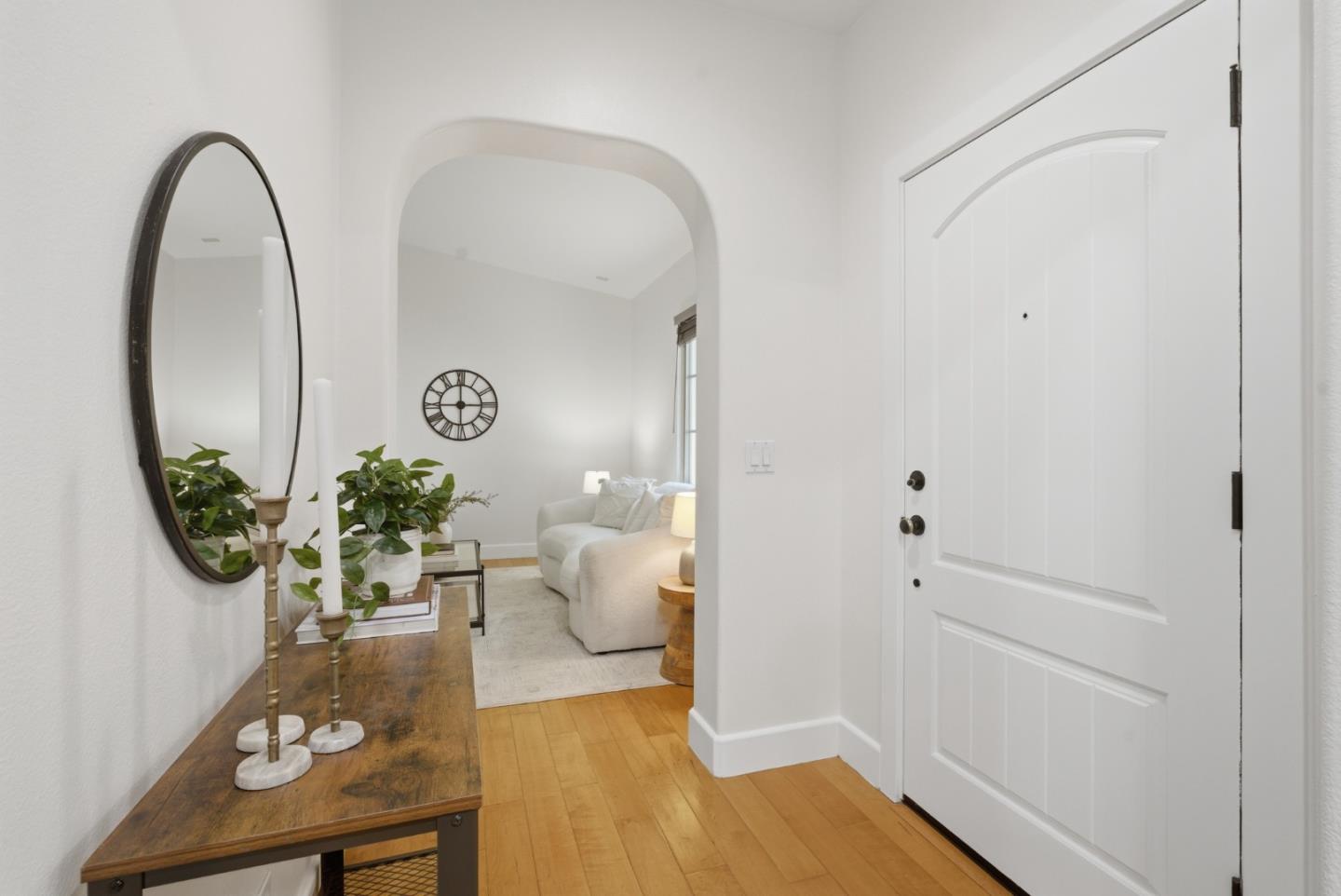 Detail Gallery Image 12 of 28 For 1309 Dahlia Loop, San Jose,  CA 95126 - 3 Beds | 3 Baths