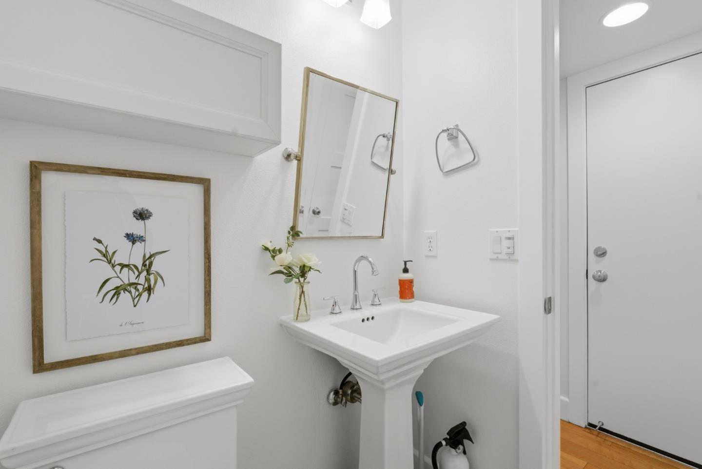 Detail Gallery Image 18 of 28 For 1309 Dahlia Loop, San Jose,  CA 95126 - 3 Beds | 3 Baths